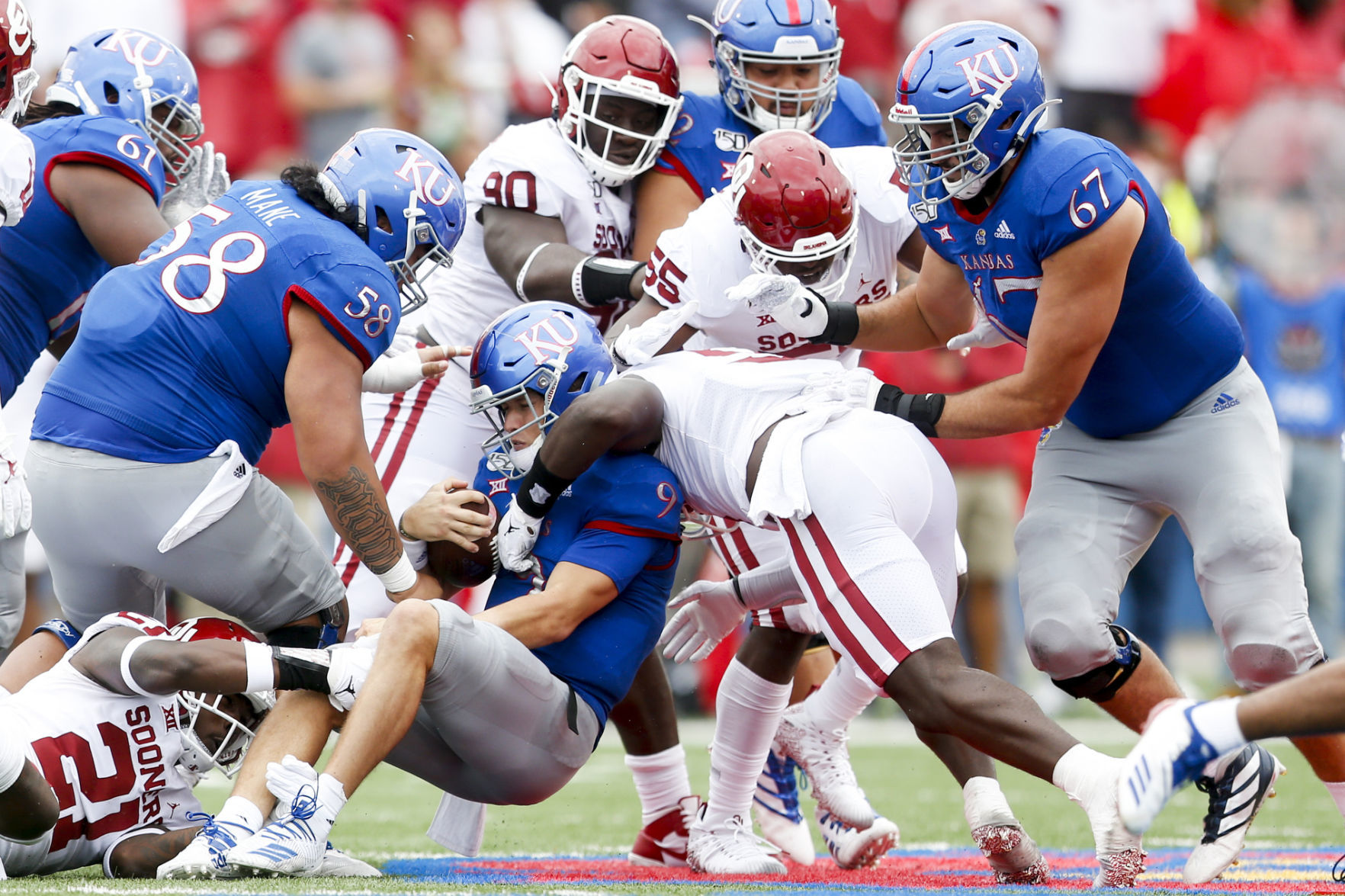 Oklahoma Sooners vs Kansas Jayhawks